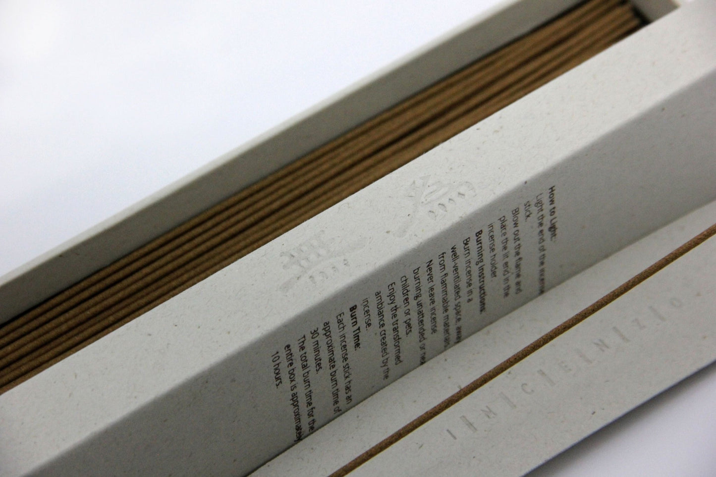 incense box with taoist wuwei carvings